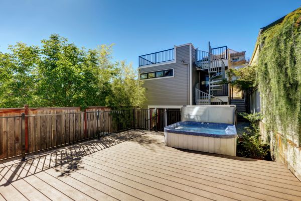 Hot Tub Deck Installation in Mount Vernon